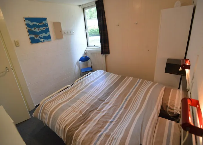 別荘 Completely Detached In A Nature-filled Park By A Large Fen Stramproy