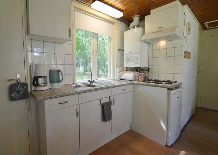 別荘 Completely Detached In A Nature-filled Park By A Large Fen *