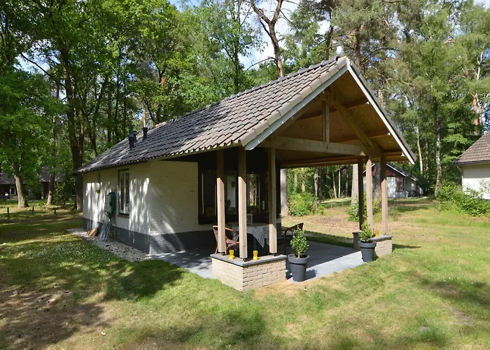 Completely Detached In A Nature-filled Park By A Large Fen 別荘