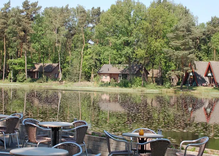 Completely Detached In A Nature-filled Park By A Large Fen 別荘